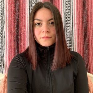 Meet your Posher, Hannah